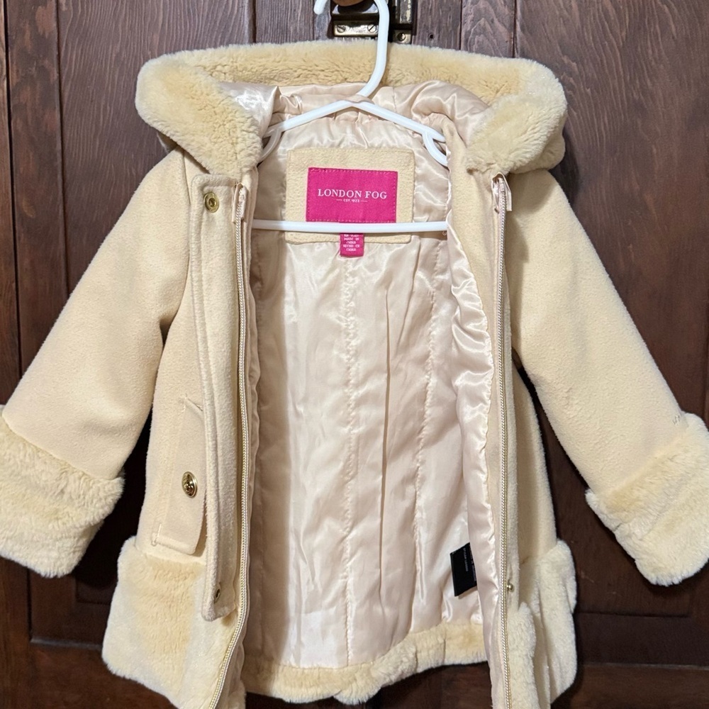 London Fog Cream Puffer Jacket with Hood and Soft Material - Picture 2 of 8
